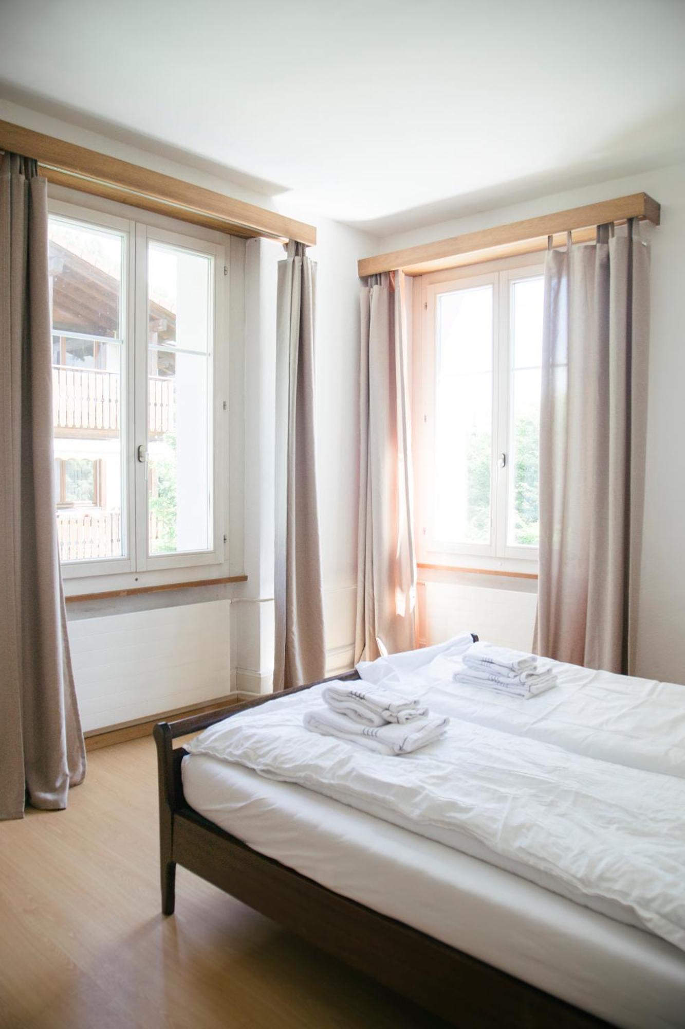 Between Lakes Apartments - 54 Interlaken Phòng bức ảnh
